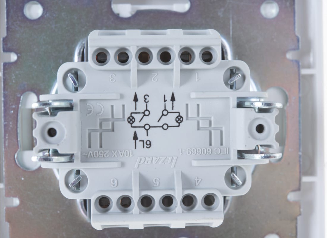 Выключатель Lezard Mira 701-0202-112 
Выключатель Lezard Mira 701-0202-112