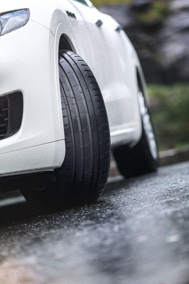 Шины Nokian Hakka Black 2 SUV 275/45ZR20 110Y Летняя, Hakka Black 2 SUV 275/45ZR20 110Y Летняя
Шины Nokian Hakka Black 2 SUV 275/45ZR20 110Y Летняя, Hakka Black 2 SUV 275/45ZR20 110Y Летняя