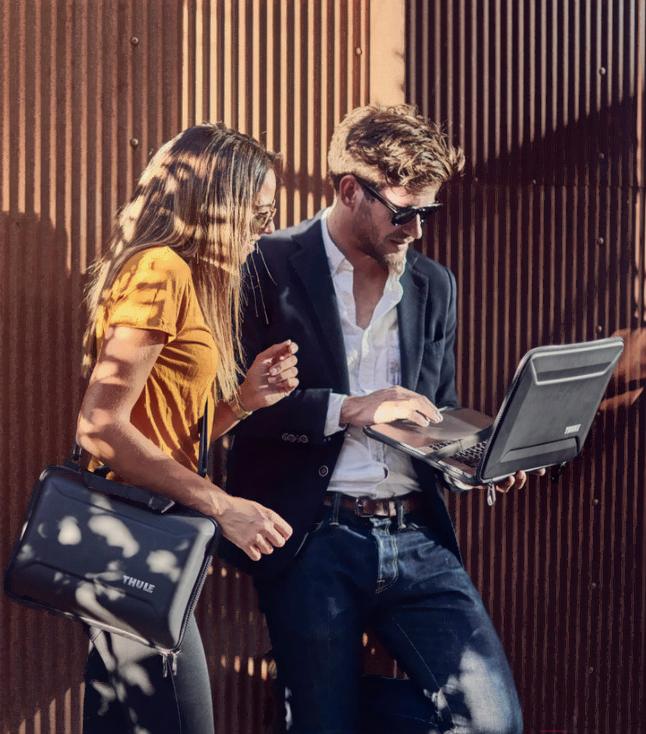 

Чехол для ноутбука Thule Gauntlet MacBook Sleeve 13 синий [TGSE2355BLU], Gauntlet MacBook Sleeve 13