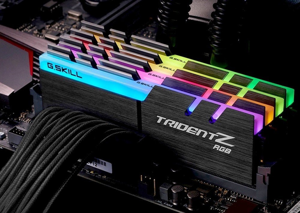 

Оперативная память G.Skill DDR4 TRIDENT Z RGB 32GB 4133MHz, DDR4 TRIDENT Z RGB 32GB 4133MHz