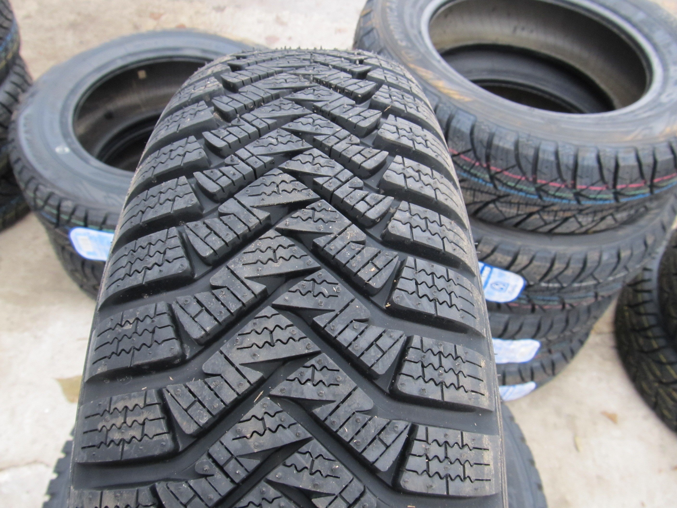 

Шины Laufenn I Fit LW31 235/65R17 108H, I Fit LW31 235/65R17 108H