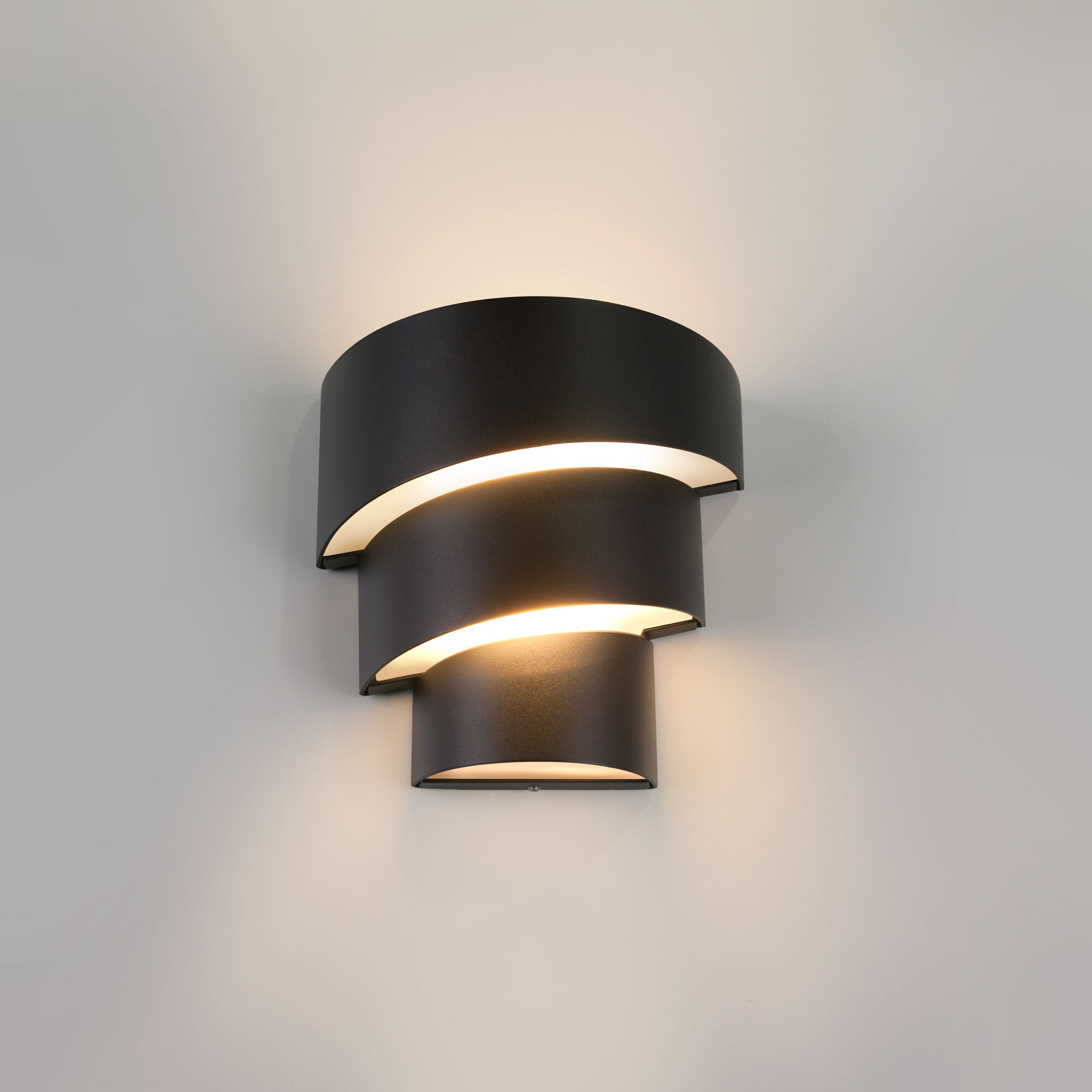 

Фонарь уличный Elektrostandard Helix 1535 Techno LED черный