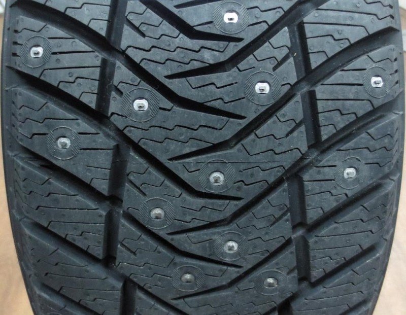

Шины Yokohama IG65 225/45R17 94T (шипы), IG65 225/45R17 94T (шипы)