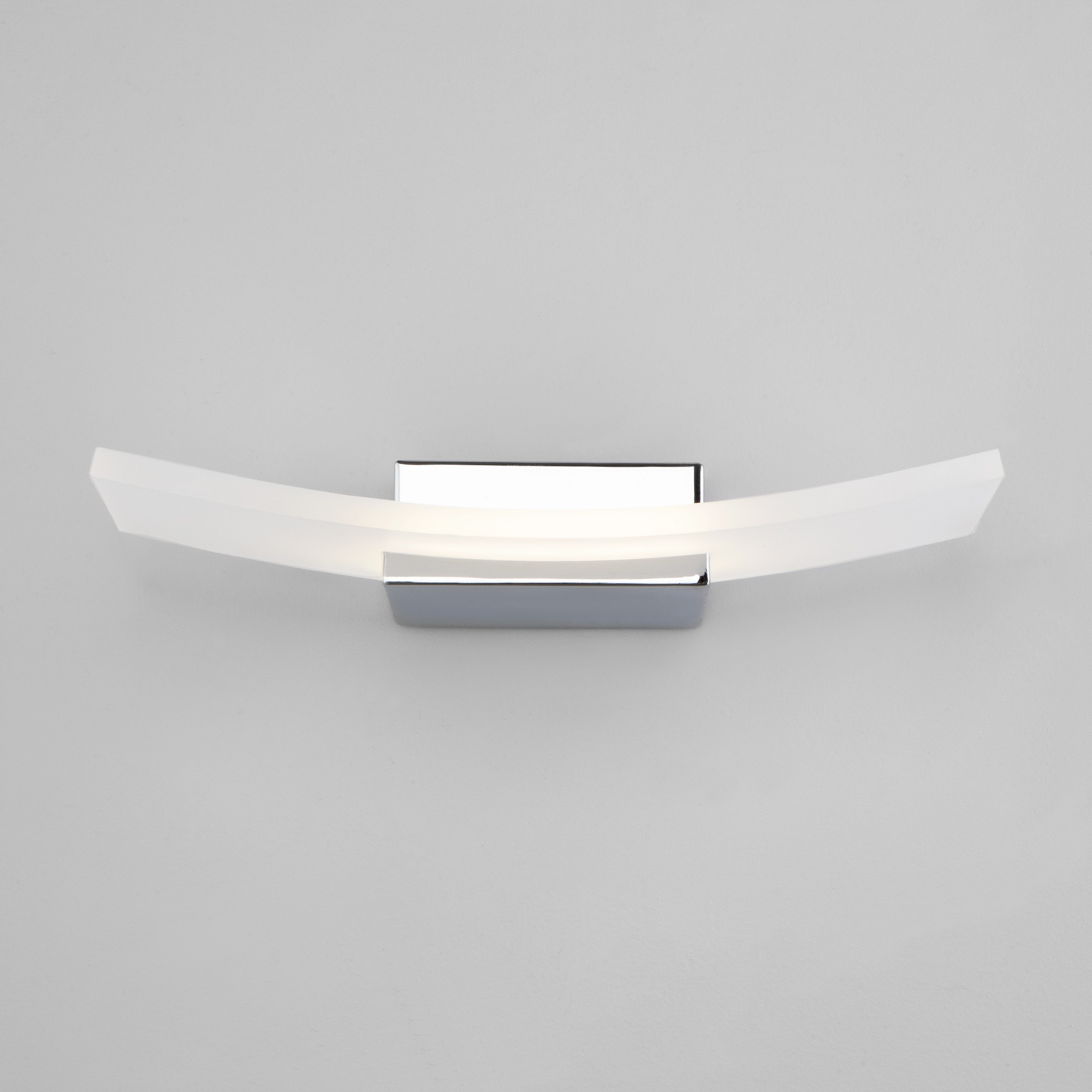 

Бра Eurosvet 40152/1 LED хром