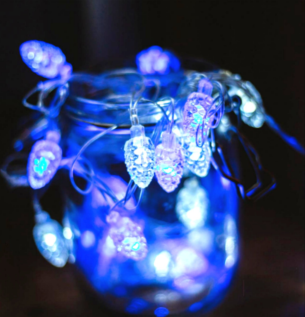 

Новогодняя гирлянда Twinkle Шишки 4 м [113]