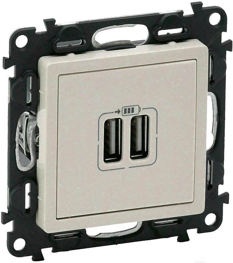 

Розетка Legrand Valena Life 753512 слоновая кость