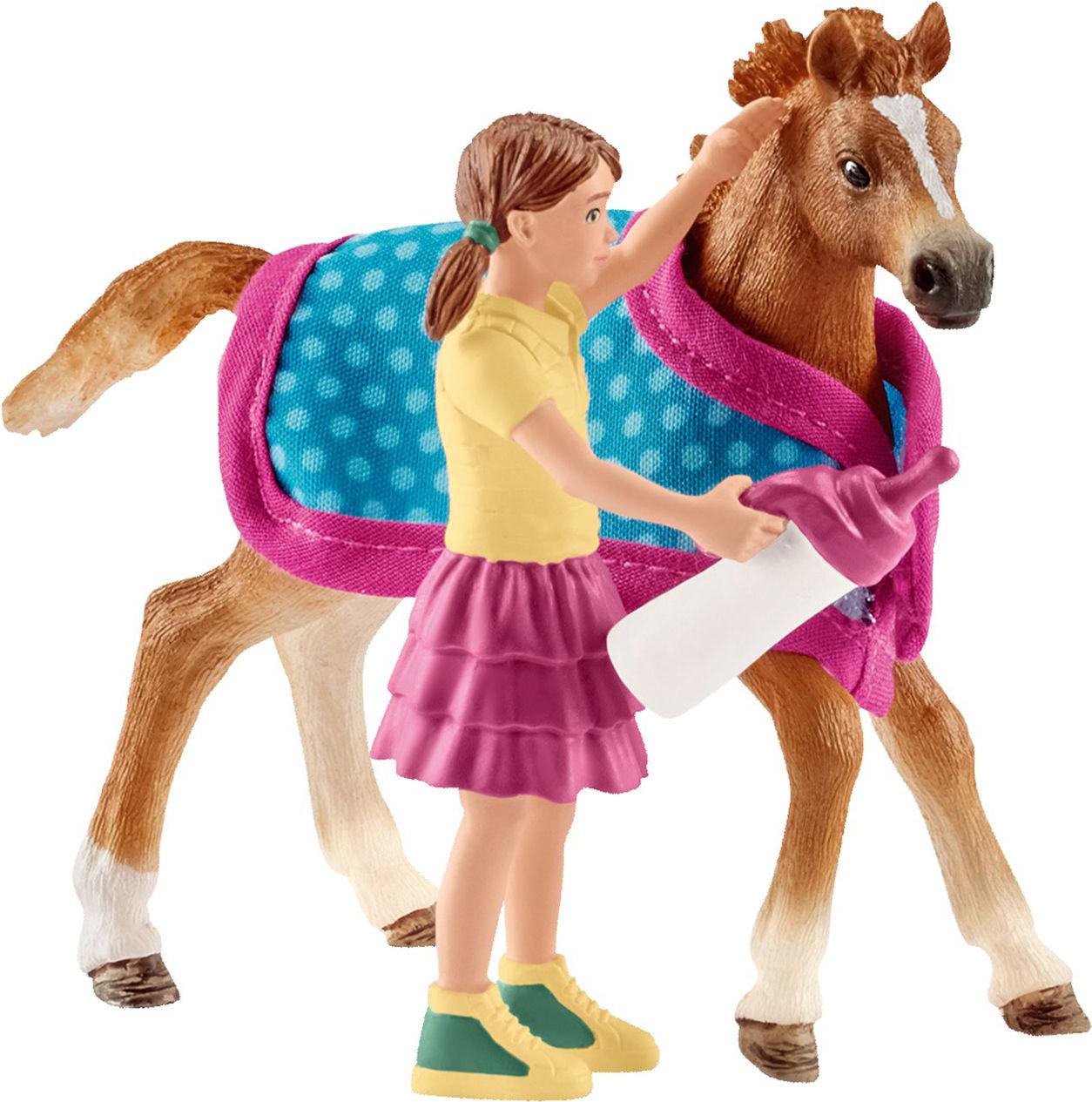 

Игрушка Schleich Жеребенок с одеялом [42361], Жеребенок с одеялом
