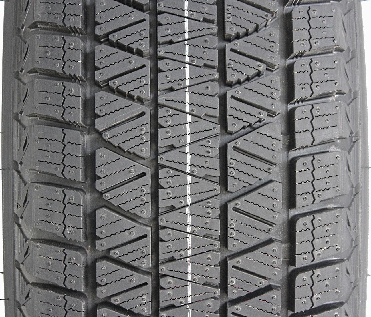 

Шины Bridgestone Blizzak DM V3 235/70R16 106S, Blizzak DM V3 235/70R16 106S