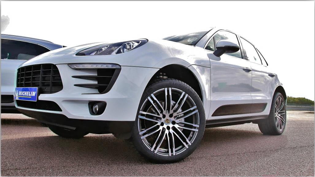 

Шины Michelin Latitude Sport 3 275/50R20 113W MO (Mercedes) Летняя, Latitude Sport 3 275/50R20 113W MO (Mercedes) Летняя