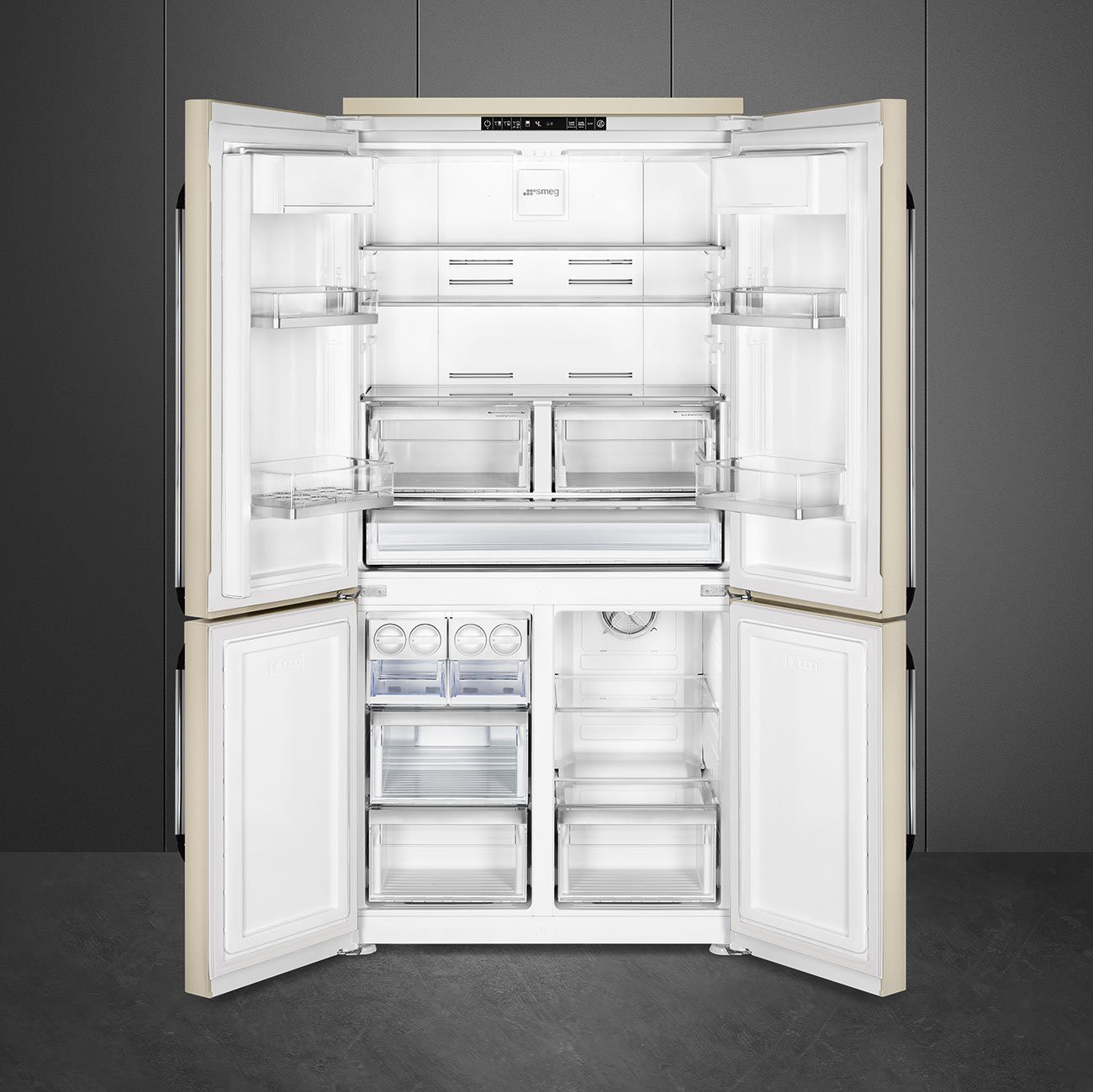 

Холодильник Smeg FQ960P5