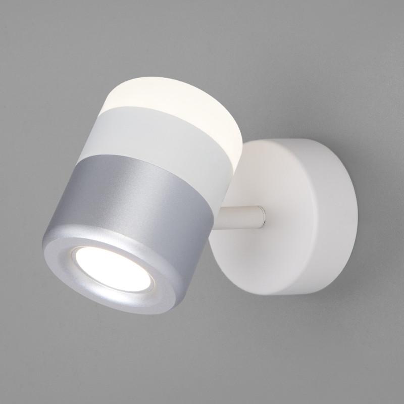 

Спот Eurosvet 20165/1 LED 9W белый/серебро