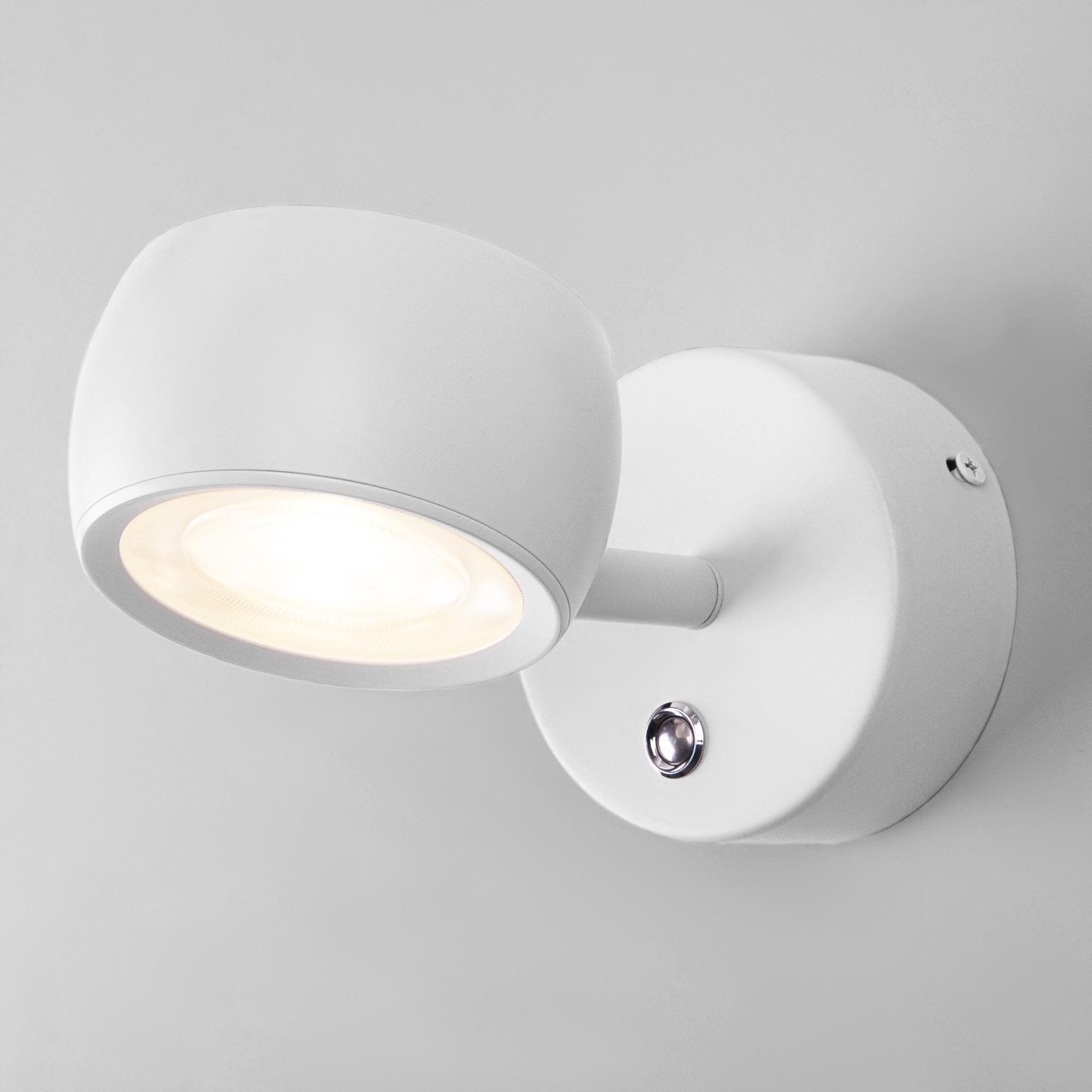 

Бра Elektrostandard Oriol LED MRL LED 1018 белый