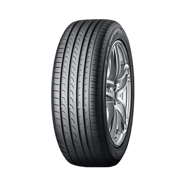 

Шины Yokohama BluEarth RV02 235/50R18 97V, BluEarth RV02 235/50R18 97V