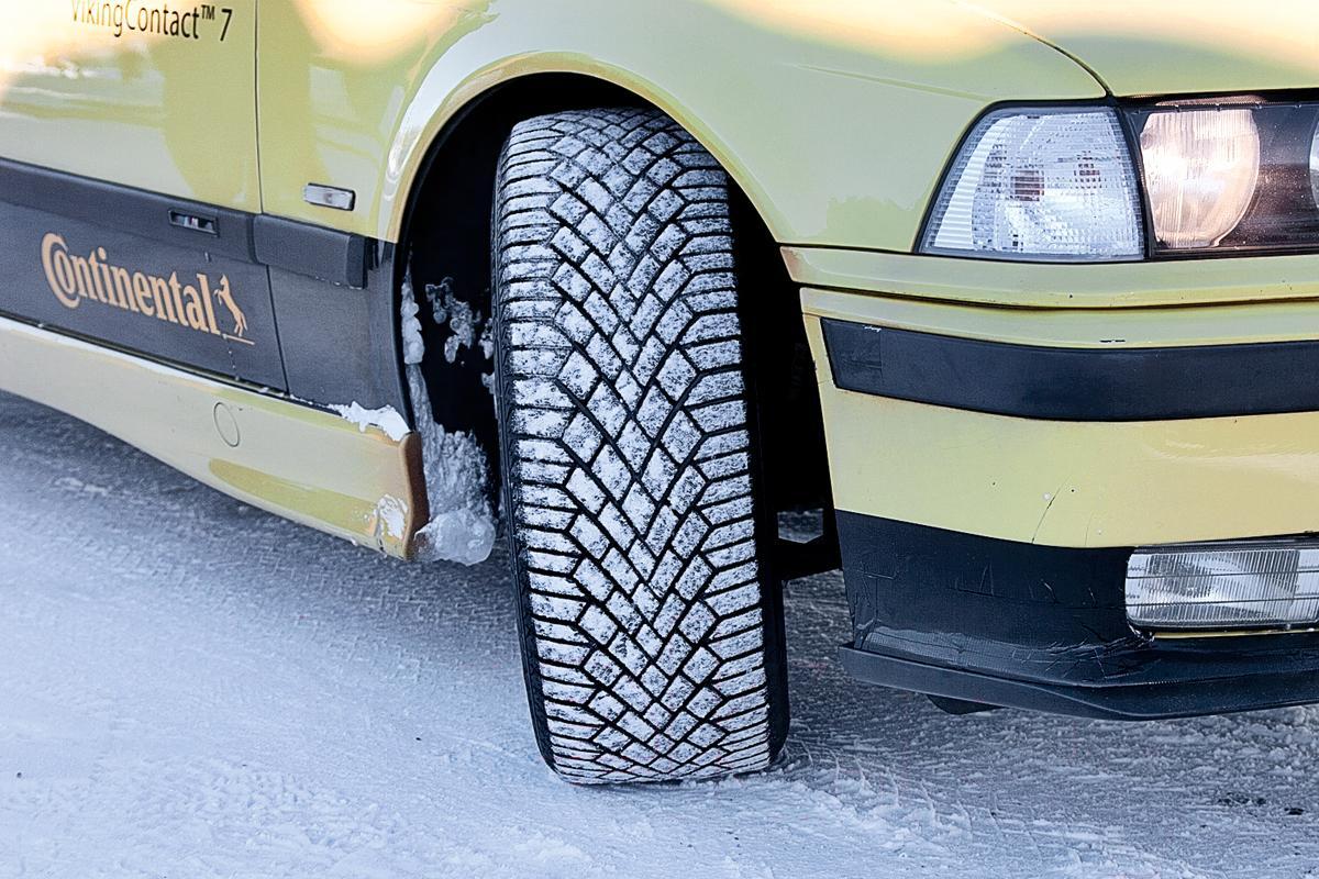 

Автомобильные шины Continental VikingContact 7 245/50R19 105T Run-Flat