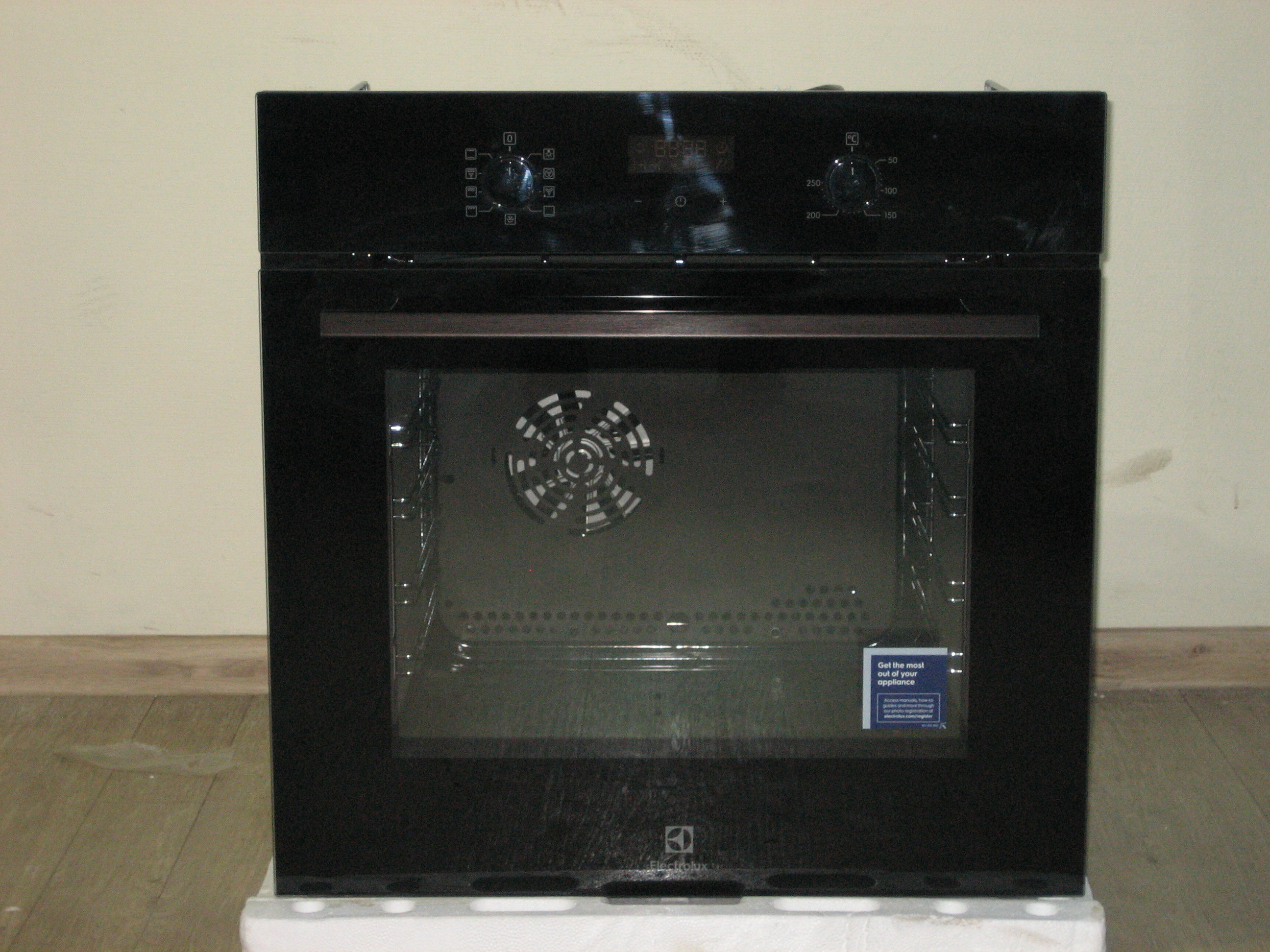 электрический духовой шкаф electrolux oef5h50v белый