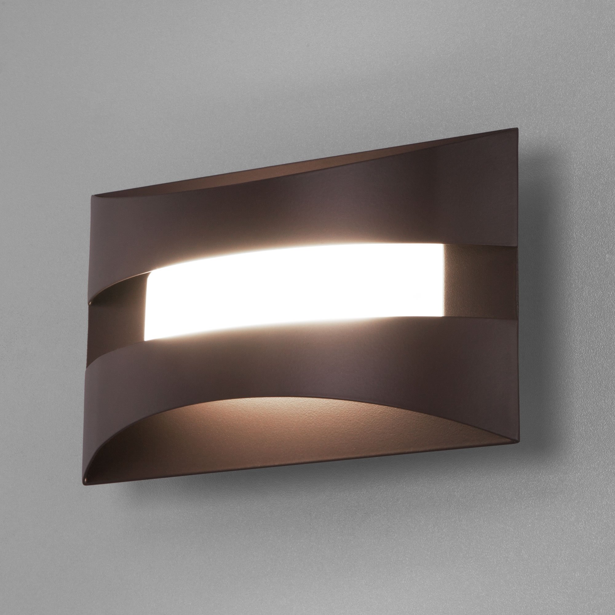 

Настенное бра Eurosvet 40144/1 LED кофе