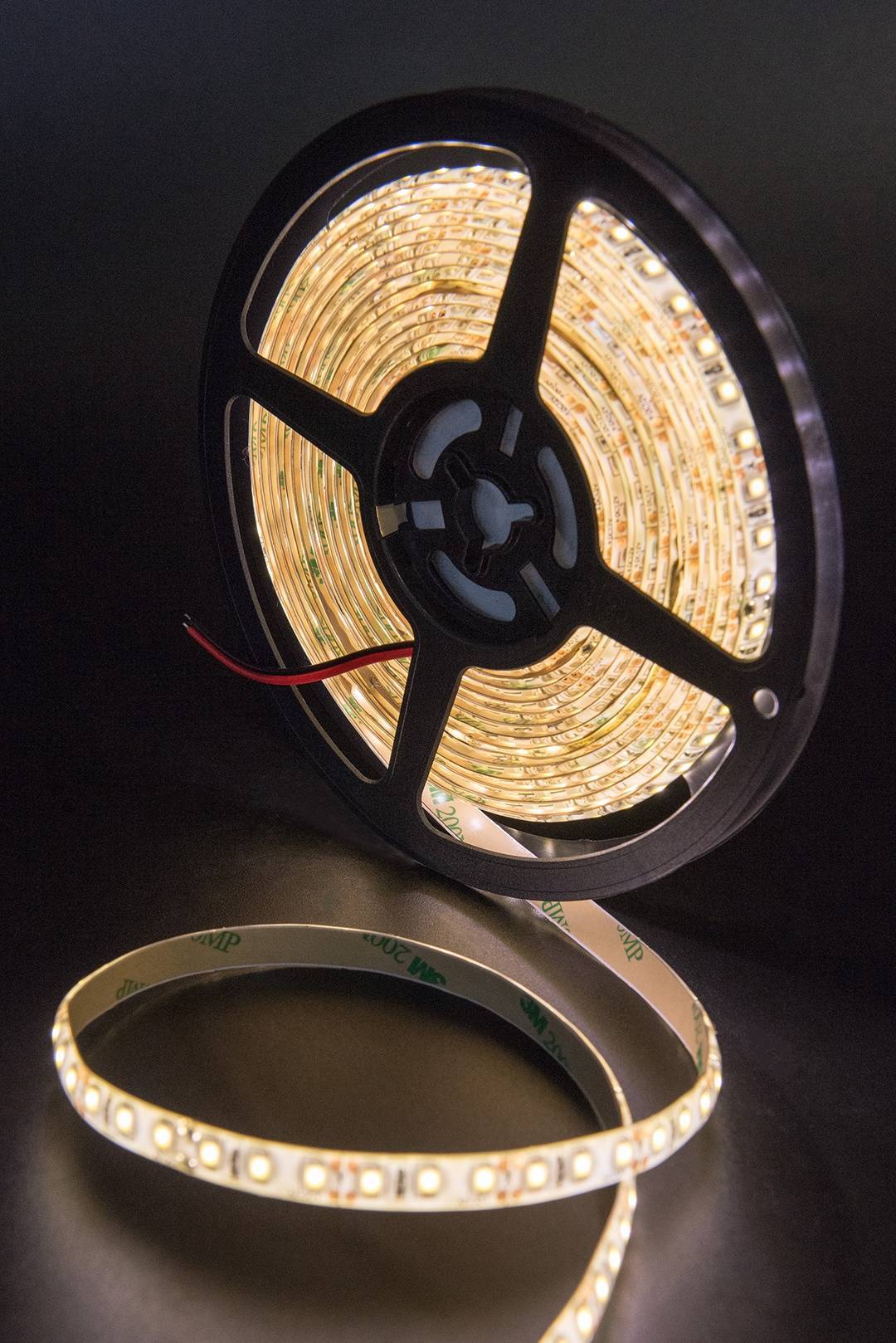 

SWG Лента светодиодная стандарт 2835, 120 LED/м, 9,6 Вт/м, 12В , IP65, Цвет: Теплый белый [SWG2120-12-9.6-WW-65], Светодиодная лента SWG Лента светодиодная стандарт 2835, 120 LED/м, 9,6 Вт/м, 12В , IP65, Цвет: Теплый белый SWG2120-12-9.6-WW-65