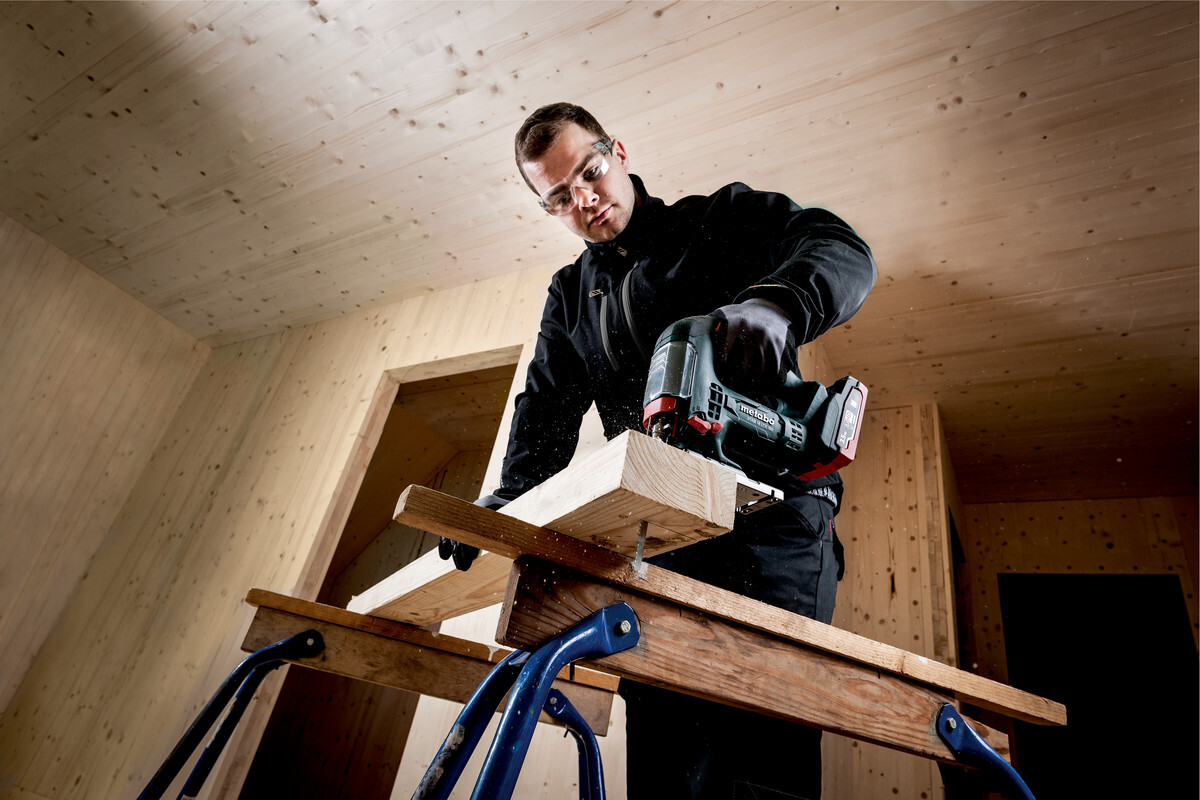 

Электролобзик Metabo 18LTX100 1х3,5 Ач LiHD+ЗУ ASC55, Электролобзик Metabo 18LTX100 1х3,5 Ач LiHD+ЗУ ASC55 T03350