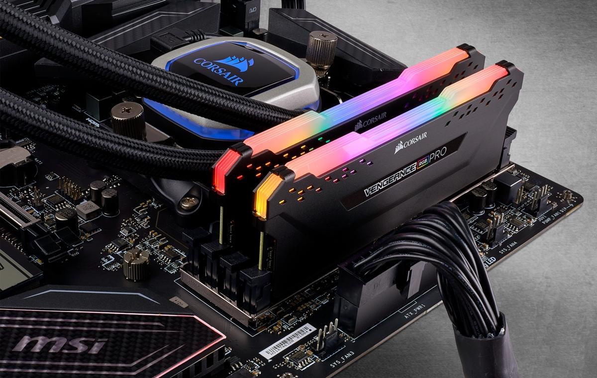 

Оперативная память Corsair DDR4 8Gb 3200MHz PC4-25600 CL16 DIMM [CM4X8GD3200C16W4], DDR4 8Gb 3200MHz PC4-25600 CL16 DIMM