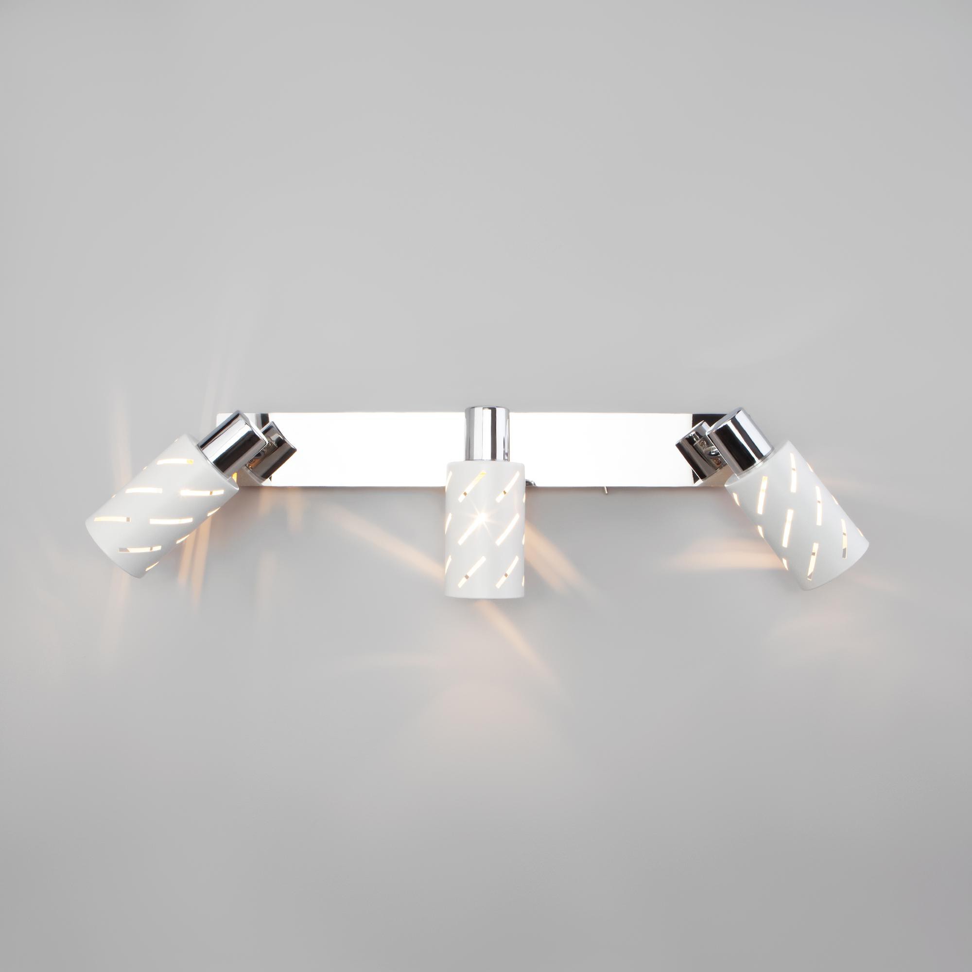 

Бра Eurosvet 20090/3 белый/хром