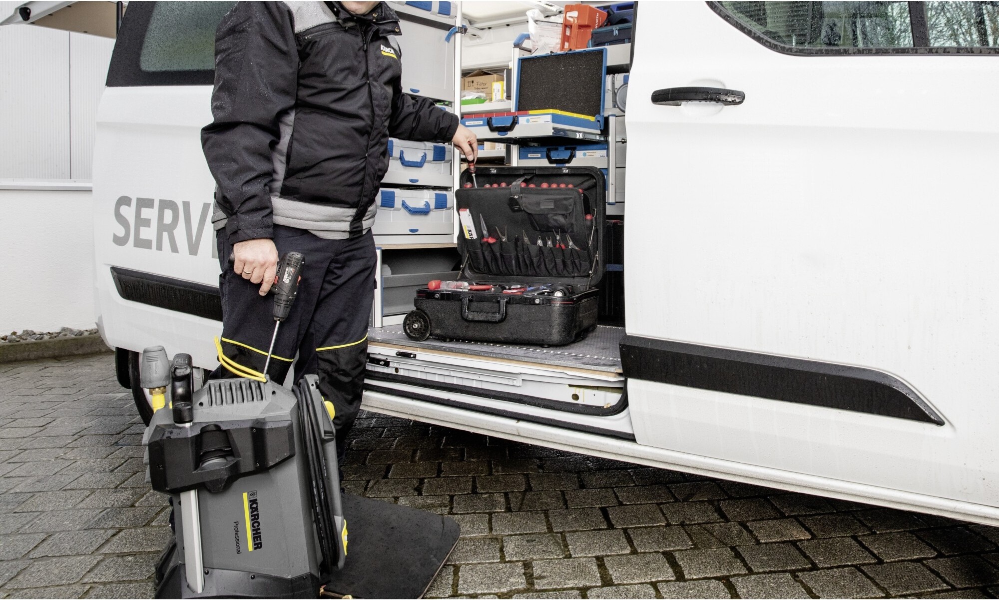 

Мойка высокого давления Karcher HD 5/17 С, Мойка высокого давления Karcher HD 5/17 С 1.520-940.0