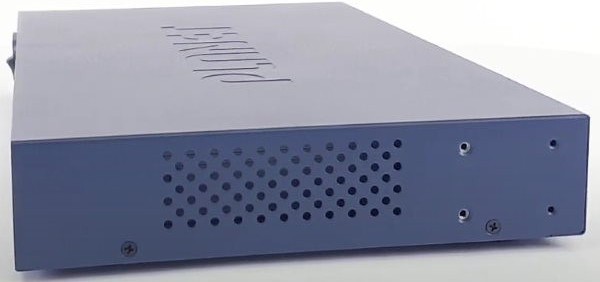 

Коммутатор PLANET GS-5220-8P2T2S