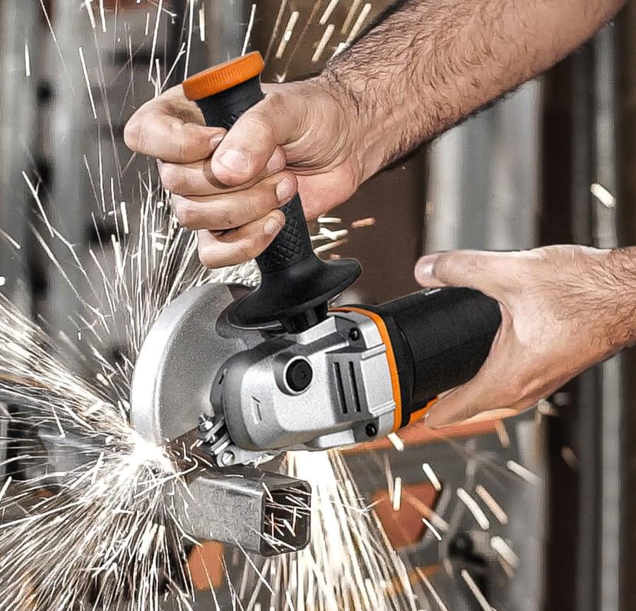 

Угловая шлифмашина Worx WX803, WX803