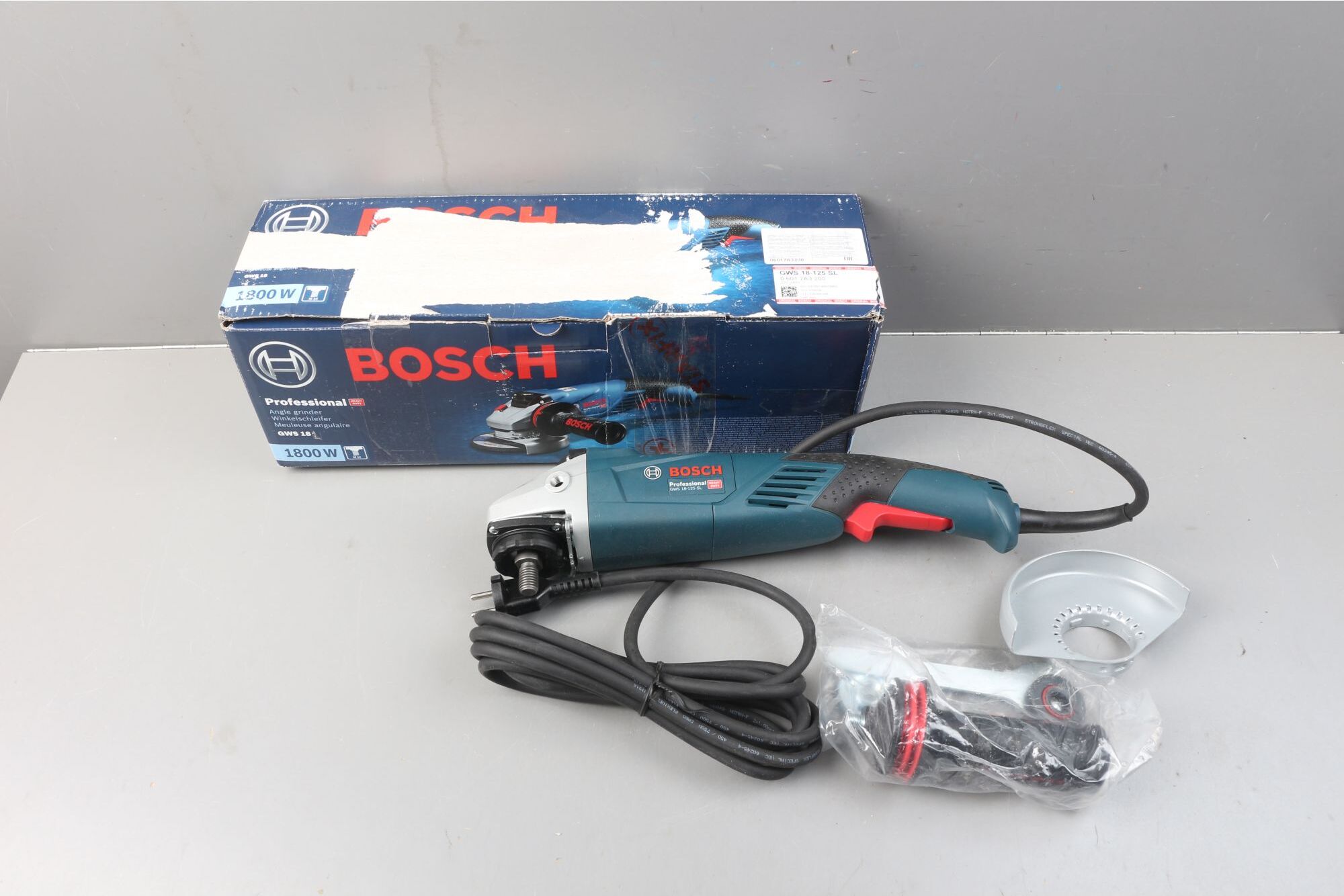 

Угловая шлифмашина Bosch GWS 18-125 SL Professional (06017A3200)