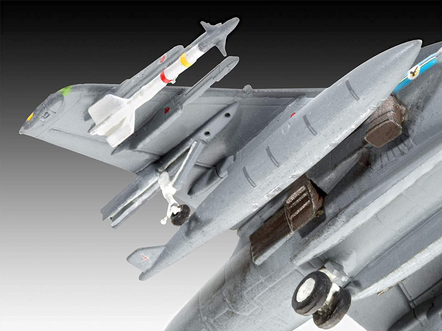 

Сборная модель Revell Штурмовик Bae Harrier GR.7 [03887], Сборная модель Revell Штурмовик Bae Harrier GR.7 03887