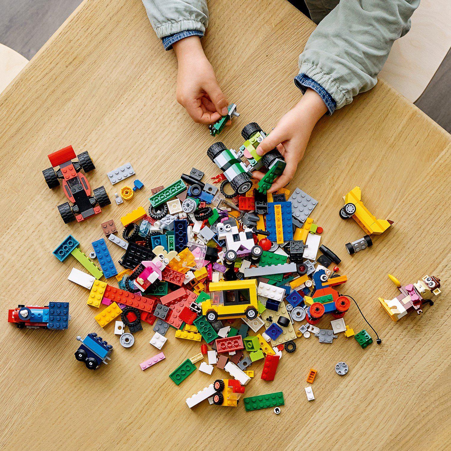 

Конструктор LEGO Classic Кубики и колеса [11014], Classic Кубики и колеса