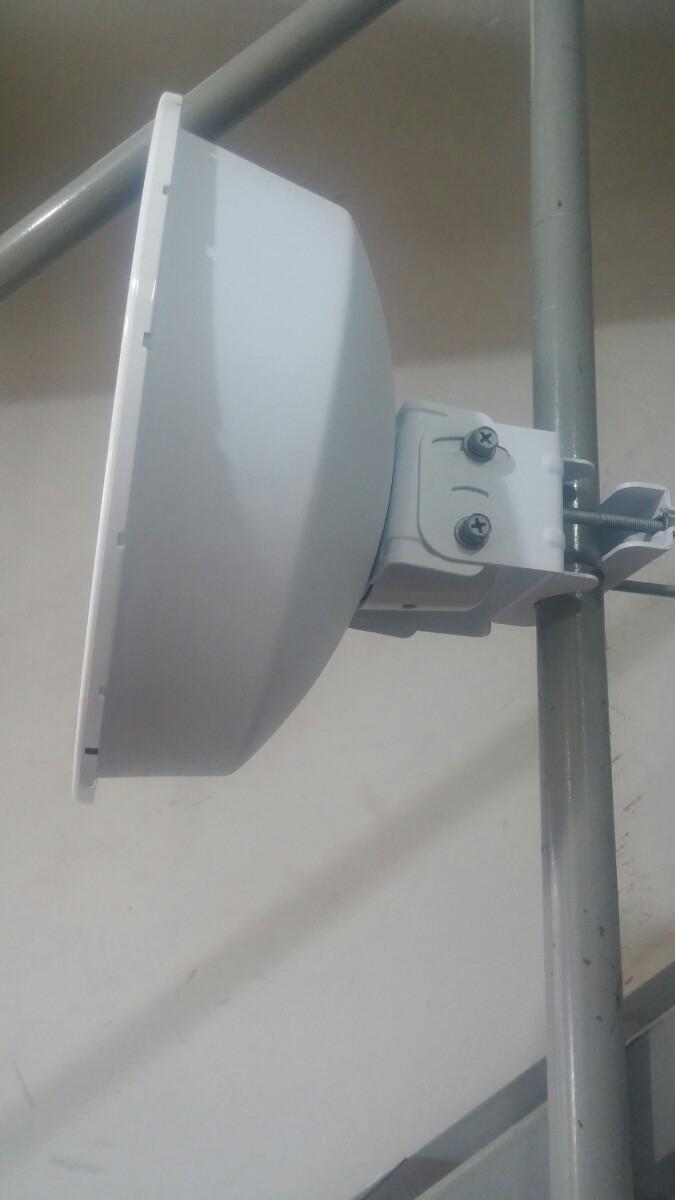 

Точка доступа Ubiquiti PowerBeam M5-400 (PBE-M5-400-EU)