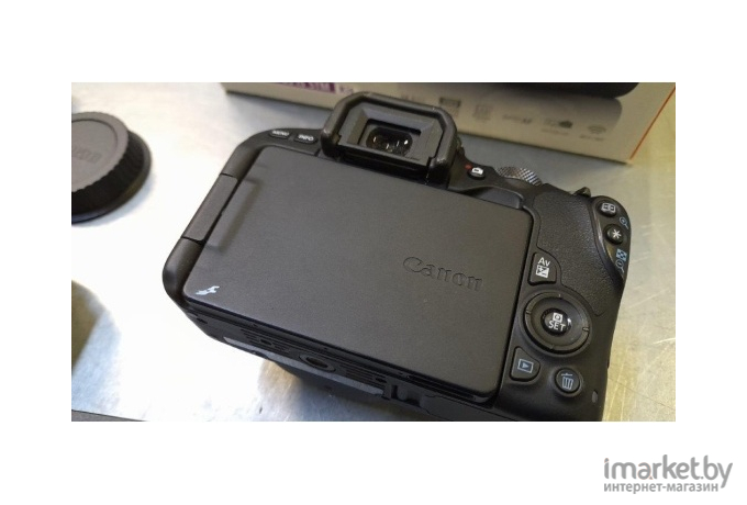 Фотоаппарат Canon EOS 200D Kit 18-55 IS STM (черный)