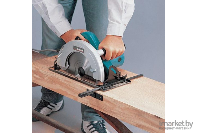 Сетевая циркулярная пила Makita N5900B