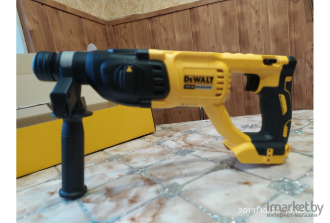 Профессиональный перфоратор DeWalt DCH133N-XJ