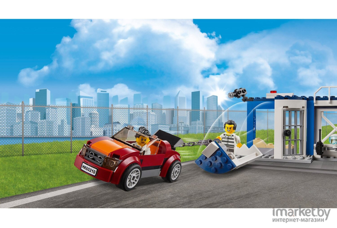 Конструктор LEGO City Police Воздушная полиция: авиабаза (60210)