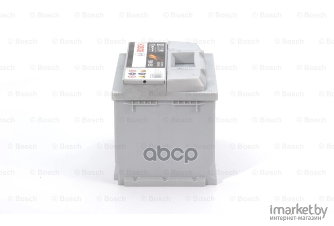 Автомобильный аккумулятор Bosch S5 005 563 400 061 / 0092S50050 (63 А/ч)