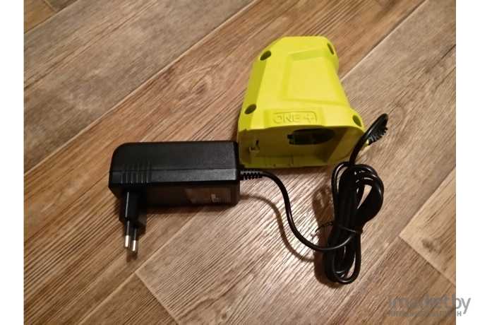 Зарядное устройство Ryobi RC18115 ONE+ 5133003590 (18В)