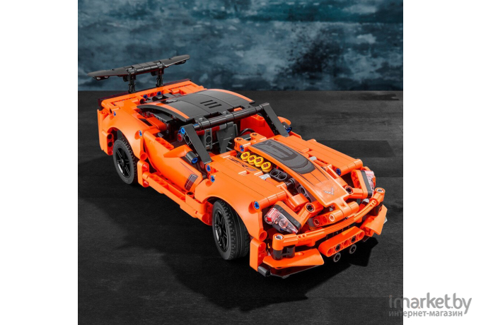 Конструктор Lego Technic Машина Chevrolet Corvette ZR1 42093