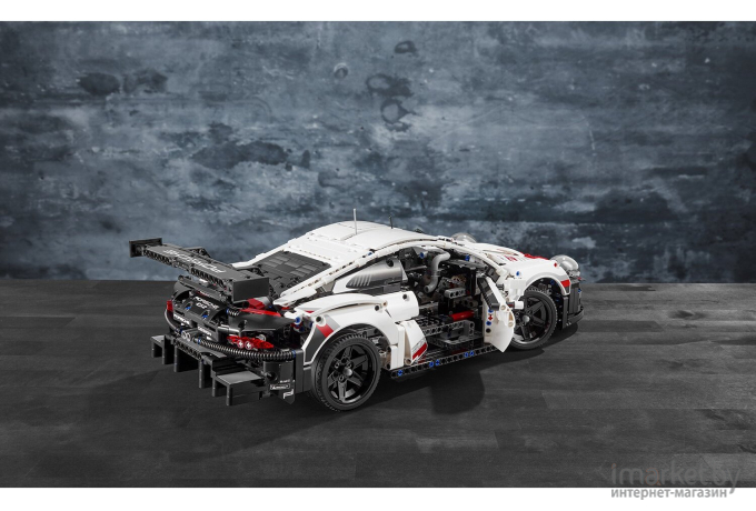 Конструктор LEGO Technic 42096 Porsche 911 RSR