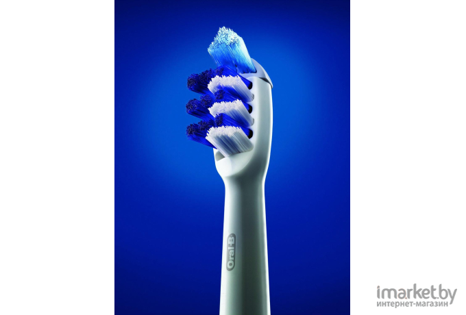 Зубная щетка (ирригатор) Braun Oral-B CrossAction PRO 500 голубой [80273462]