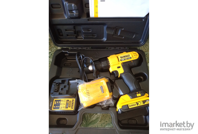 Дрель-шуруповерт DeWalt DCD771D2