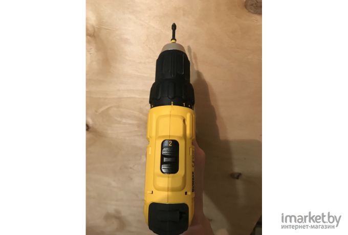 Дрель-шуруповерт DeWalt DCD771D2