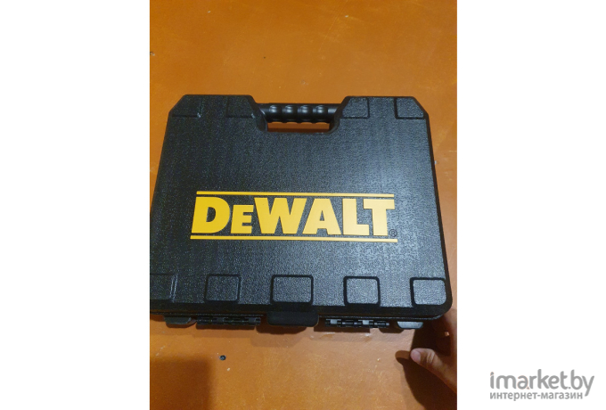 Дрель-шуруповерт DeWalt DCD771D2