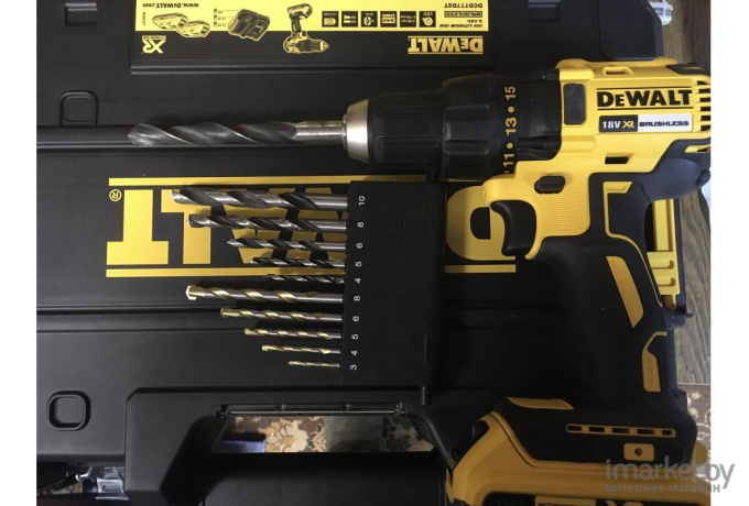 Дрель-шуруповерт DeWalt DCD777D2T