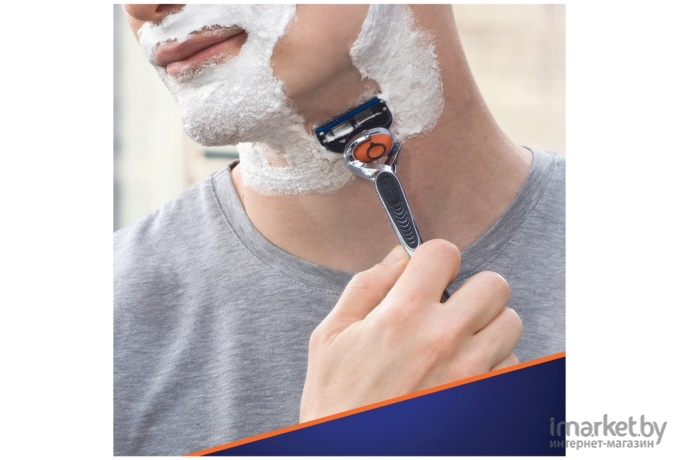 Подарочный набор Gillette Кассеты сменные Fusion ProGlide 8 шт