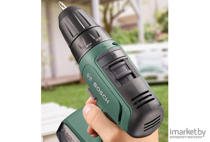 Дрель-шуруповерт Bosch UniversalDrill 18 [0.603.9C8.005]