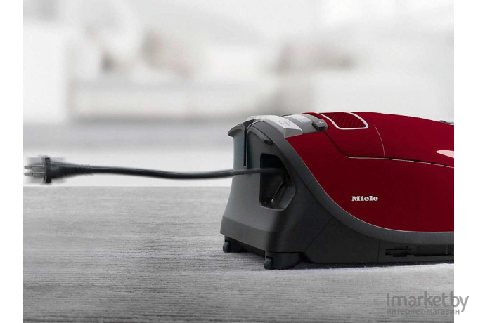 Пылесос Miele Complete C3 Cat&Dog PowerLine красный [SGEA3]