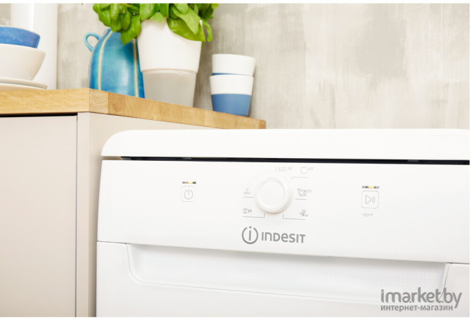 Посудомоечная машина Indesit DSFE 1B10 A