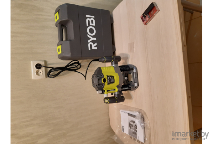 Фрезер RYOBI RRT1600-K