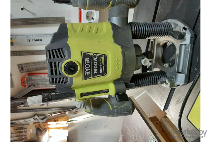 Фрезер RYOBI RRT1600-K